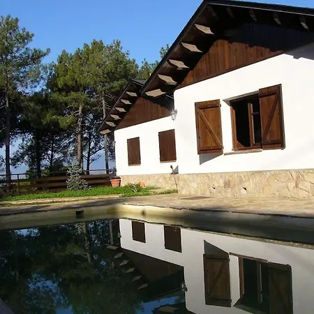 L'amagatall Del Montnegre * Villalba Saserra
